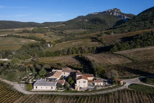 Reconnexion à la nature, vélo, randonnées, trail, escalade Dentelles de Montmirail, Ventoux, Vaucluse, Provence, séjour dans des gîtes de caractère, Les Dentelles de Montmirail, Le Mas de Lencieu