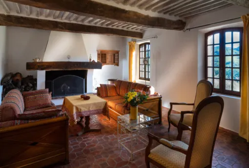 Louer un gîte avec cheminée à Vaison-la-Romaine pour les vacances de la Toussaint, Les Dentelles de Montmirail, Le Mas de Lencieu