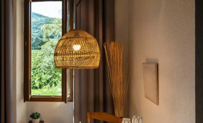 La Dentelière, Dentelles, Le Mas de Lencieu