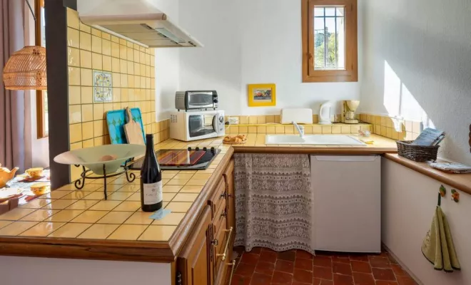 La Dentelière, Dentelles, Le Mas de Lencieu