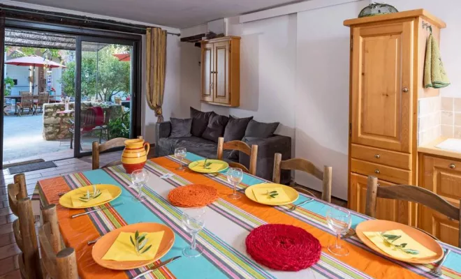 L’Escalouri, Dentelles, Le Mas de Lencieu