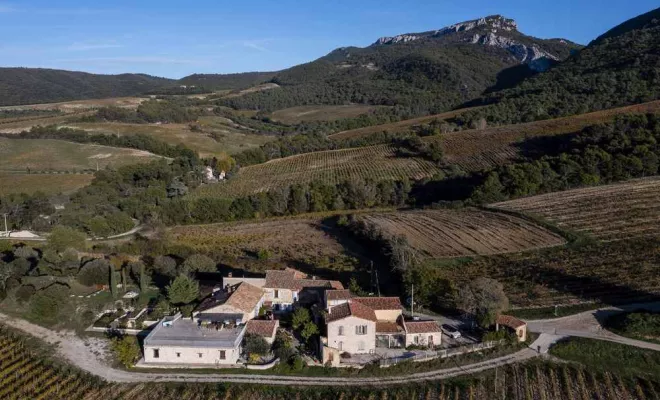 Les activités autour des gîtes, Dentelles, Le Mas de Lencieu