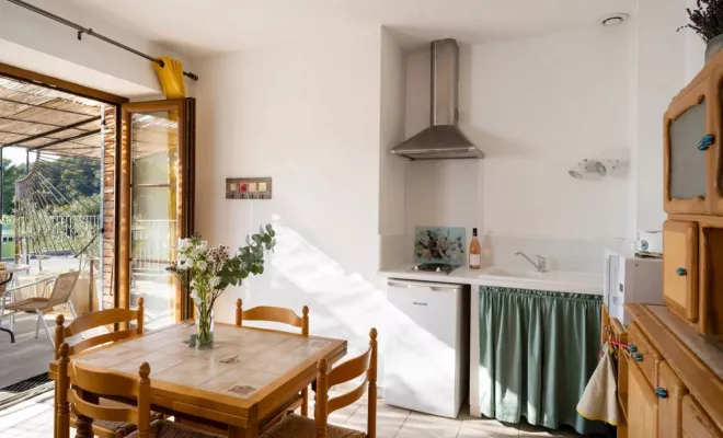 Le Trihado – En provençal : La Treille, Dentelles, Le Mas de Lencieu